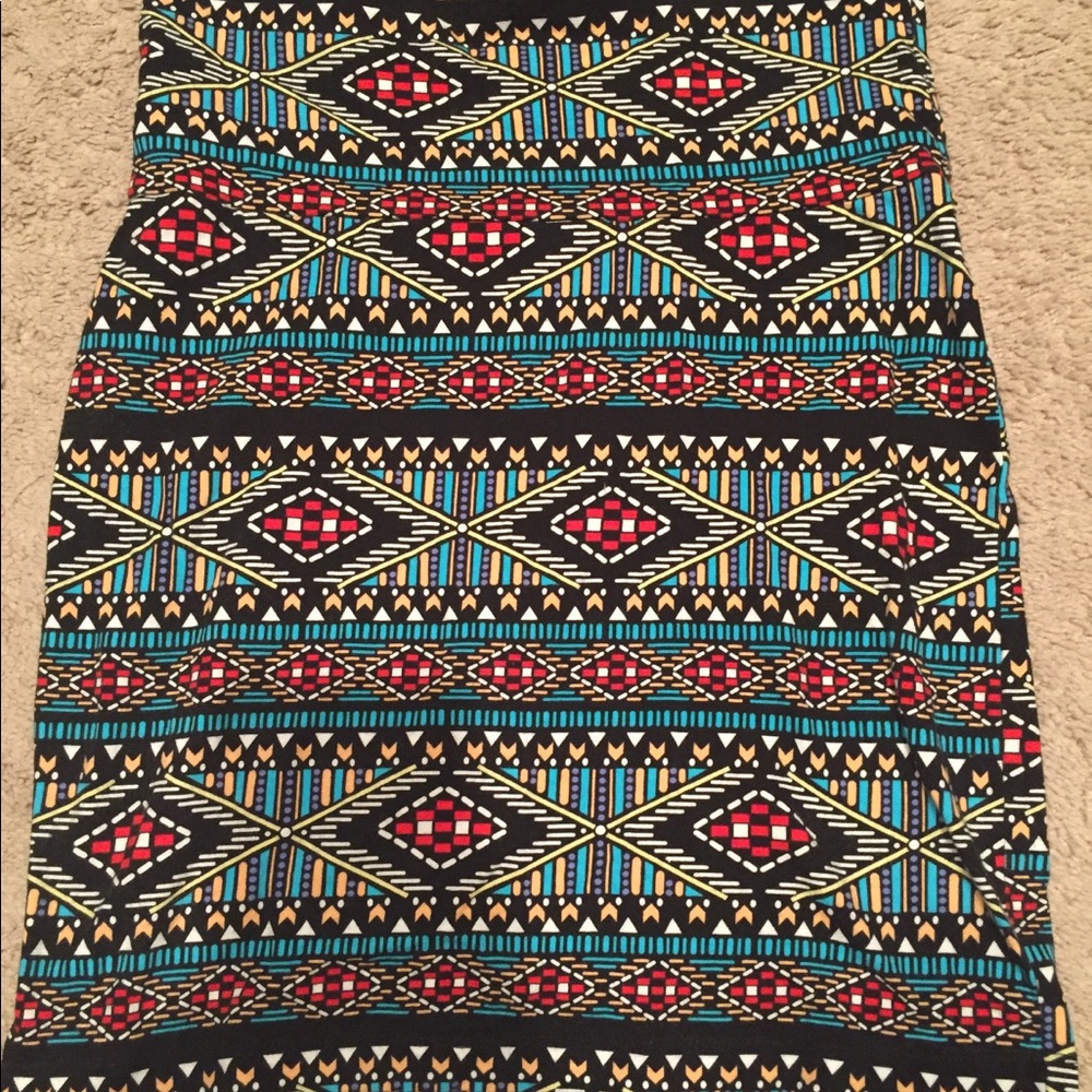 A medium multicolored mini skirt